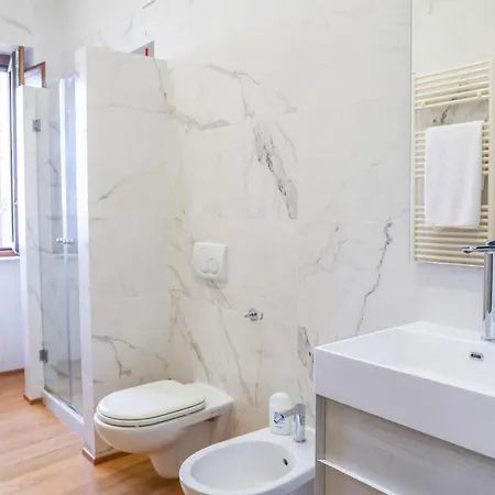 4suites Pensión Pizzo (Calabria)