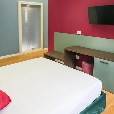 Pensjonat 4suites Pizzo (Calabria)