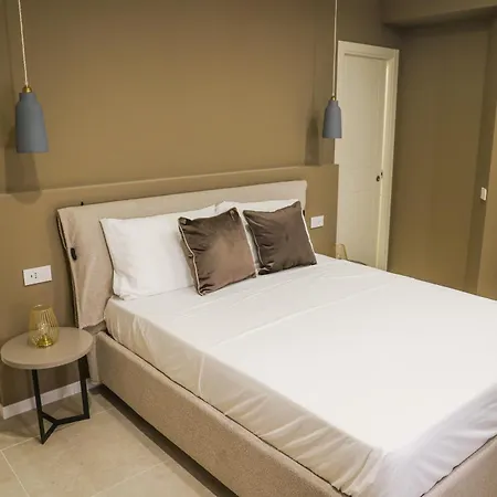 Πανσιόν 4suites *